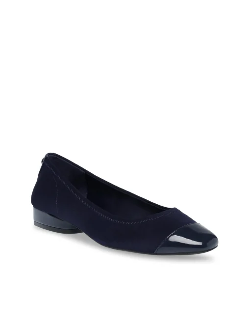 Discount Anne Klein Carlie Flat
