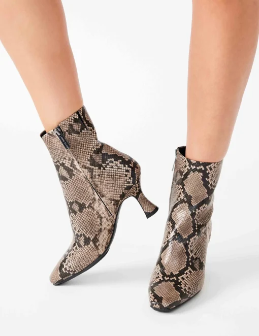Sale Anne Klein Pablo Bootie