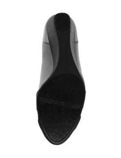 Store Anne Klein Timeout Wedge