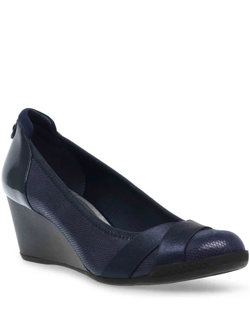 Store Anne Klein Timeout Wedge